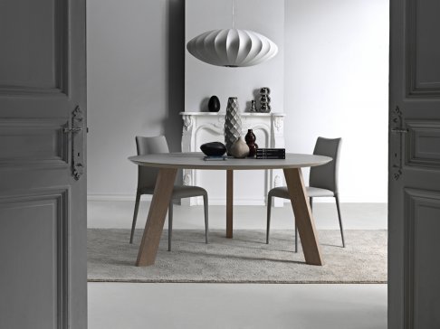 Vente déstockage annuel de meubles et tables - 3