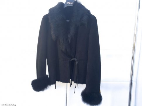 Liquidation en ligne de vêtements en cuir et en suède pour enfants/dames et hommes + inventaire de l\'atelier